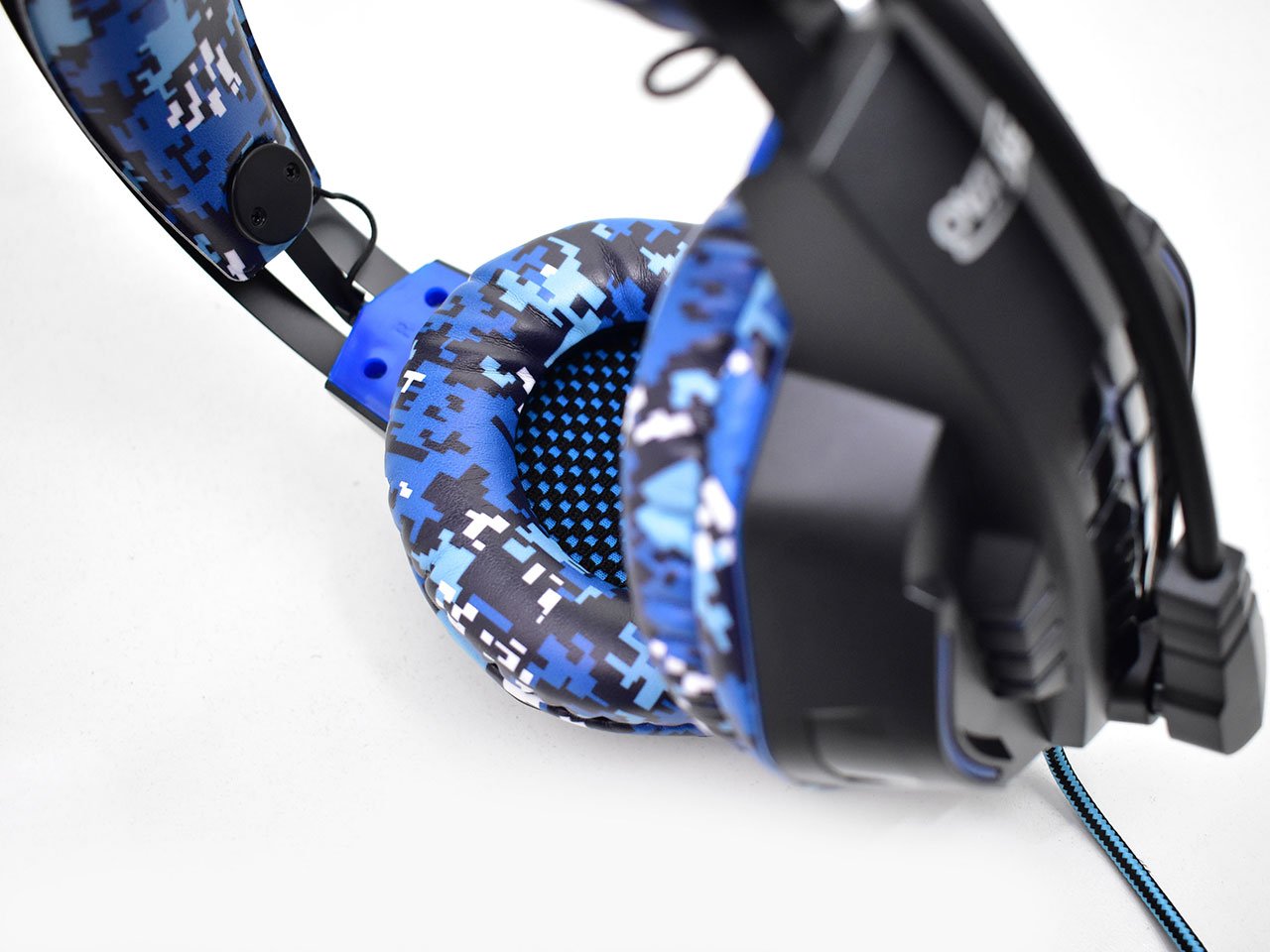 AURI NISUTA OSAUGZ780 gaming camuflado 7.1 USB con software, micrófono y leds - Imagen 3